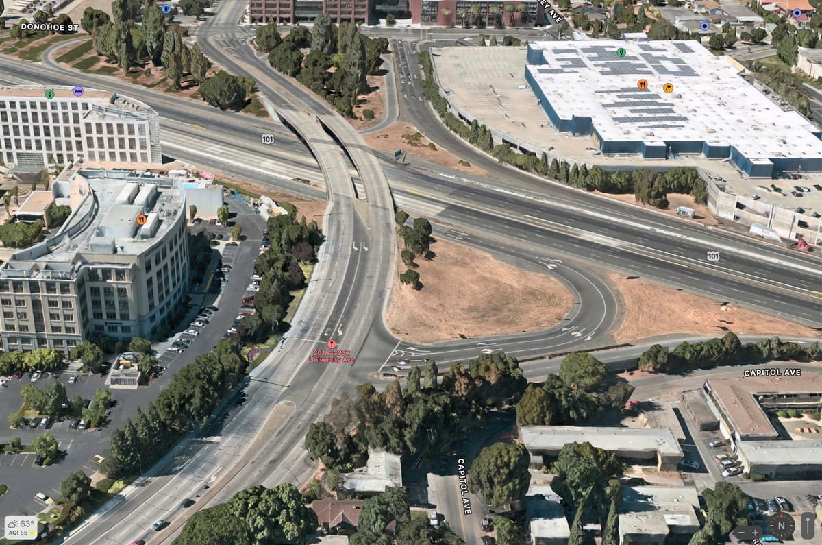 Mistimed Caltrans Traffic Light at University Ave and Highway 101 Southbound On-Ramp Aggravates Traffic