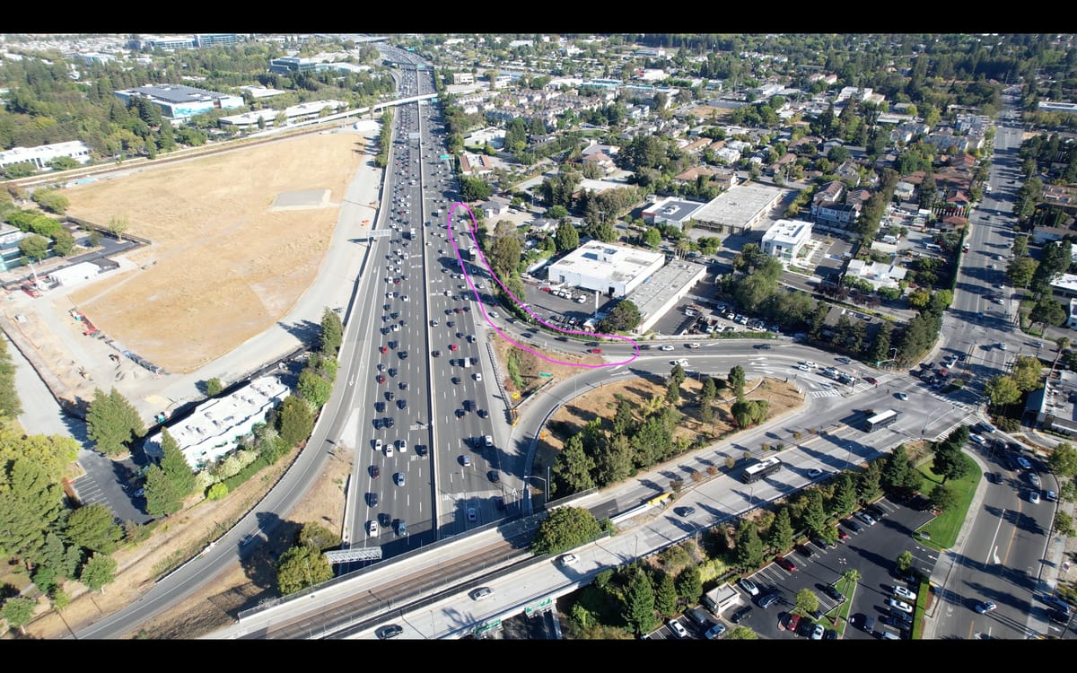 Why Highway 101 Southbound Slows in Mountain View: Ramp Metering Lights Not On